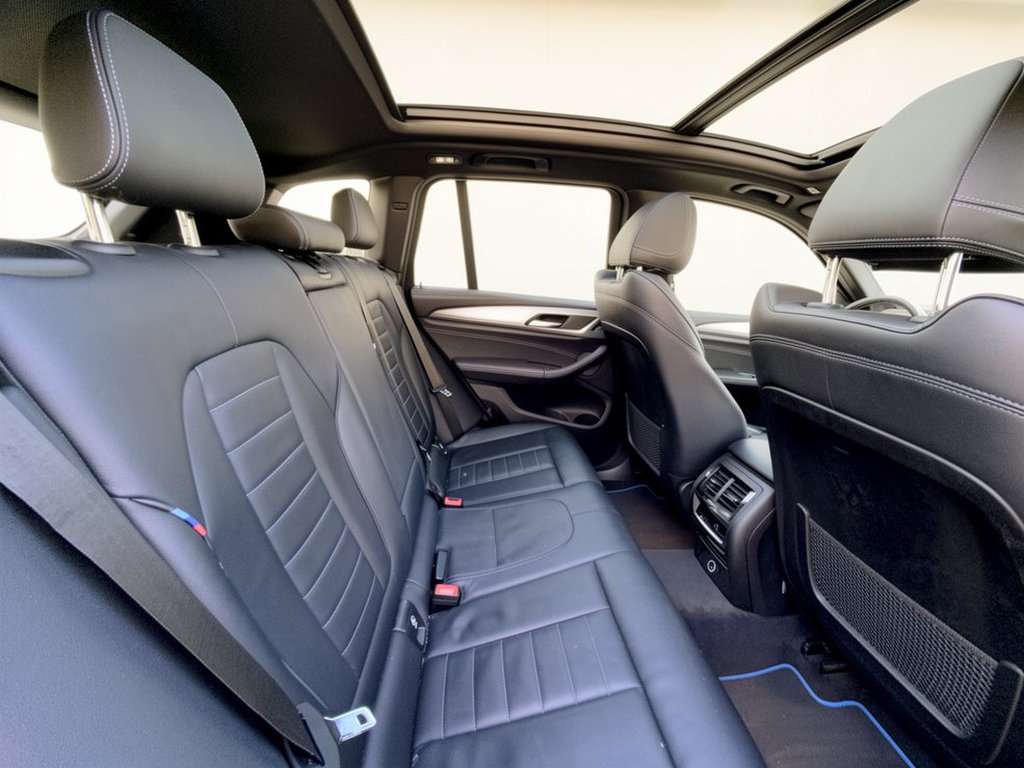 Used 2018 BMW X3 M40i AWD/4WD image 29