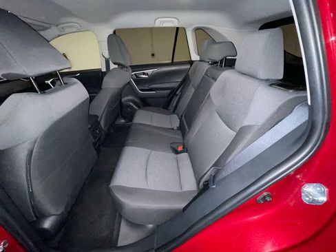 Certified 2025 Toyota RAV4 XLE AWD/4WD image 22