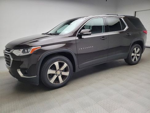 Used 2019 Chevrolet Traverse LT w/ LT Premium Package AWD/4WD image 2