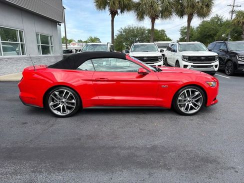 Used 2017 Ford Mustang GT Premium w/ Equipment Group 401A RWD image 9