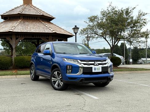 Used 2021 Mitsubishi Outlander Sport ES image 3