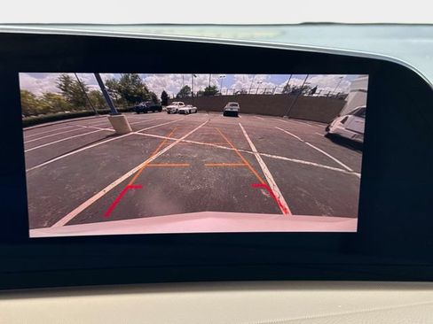 Certified 2024 Cadillac XT4 Luxury w/ Cold Weather Package FWD image 22
