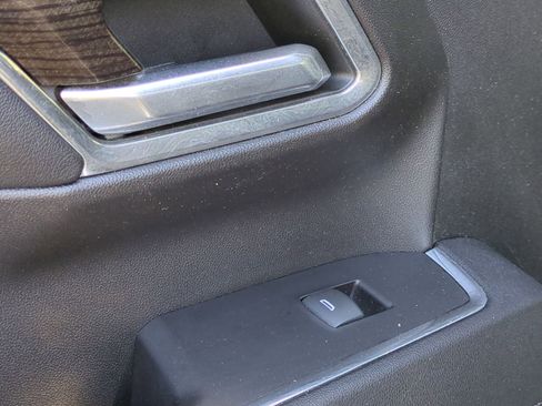 Certified 2023 Chevrolet Silverado 1500 LT image 33