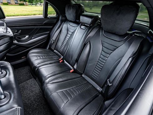 Used 2020 Mercedes-Benz S 560 4MATIC Sedan image 8