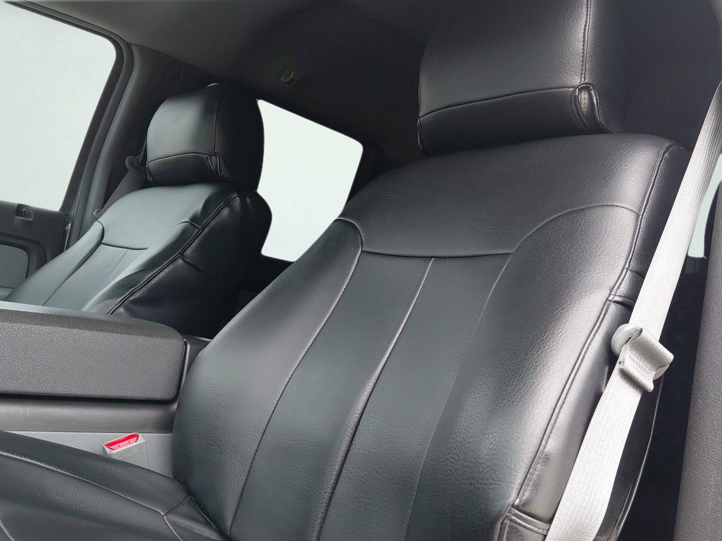 Used 2014 Ford F150 XLT w/ Equipment Group 302A Luxury AWD/4WD image 26