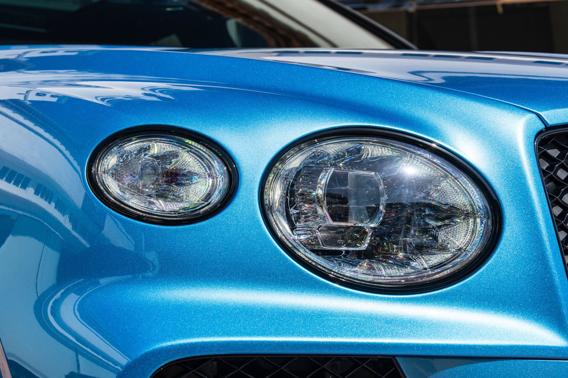 Used 2023 Bentley Bentayga AWD/4WD image 15