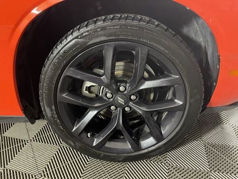 Used 2022 Dodge Challenger SXT w/ Blacktop Package image 21