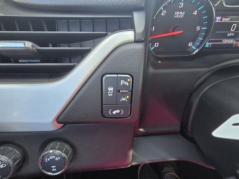 Used 2019 GMC Yukon XL SLT image 49