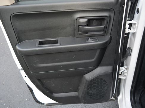 Used 2018 RAM 1500 Tradesman w/ Popular Equipment Group image 9