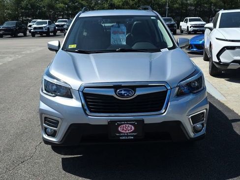 Used 2021 Subaru Forester Limited AWD/4WD image 8