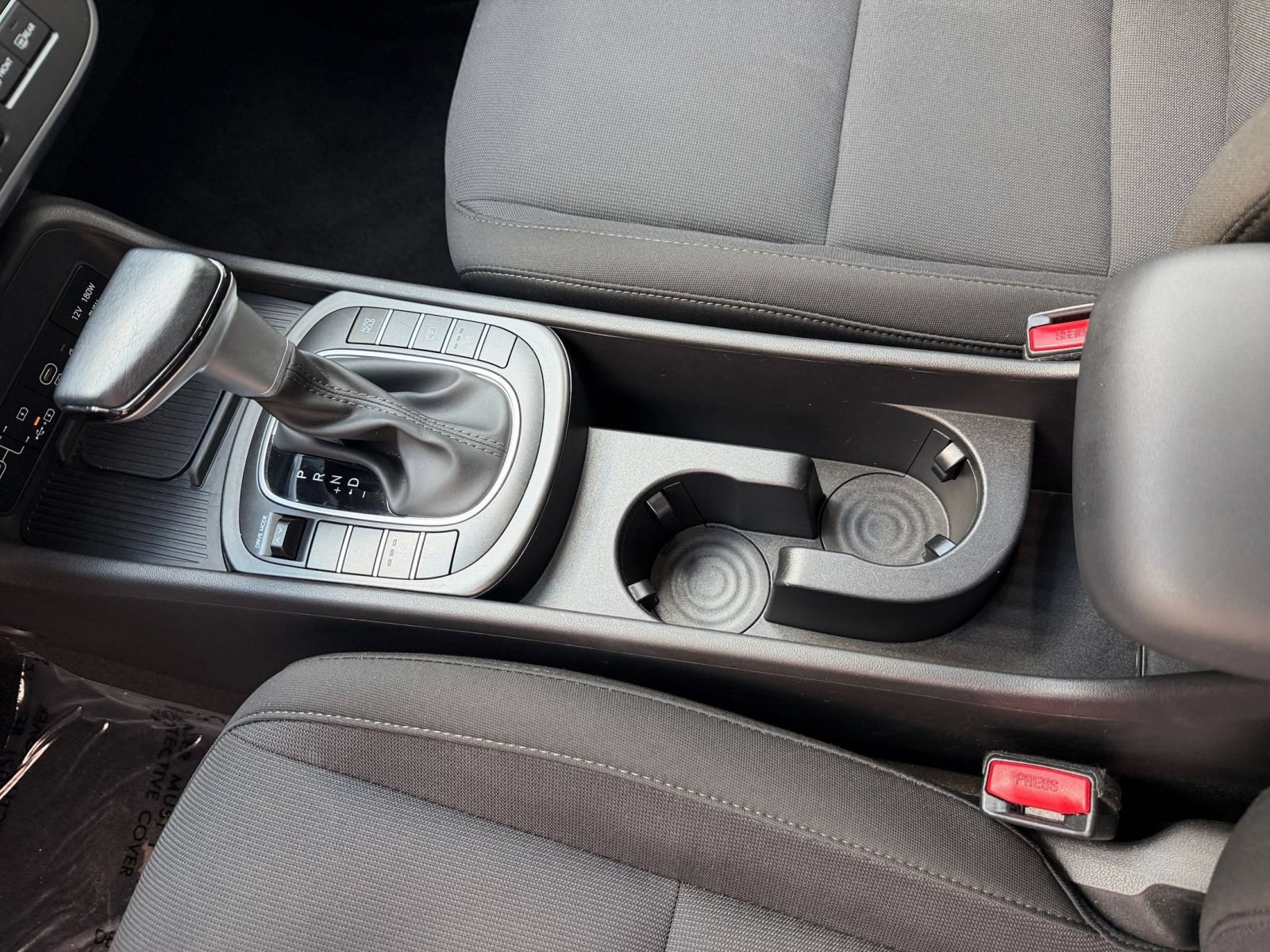 Used 2026 Hyundai Kona SEL Sport FWD image 35