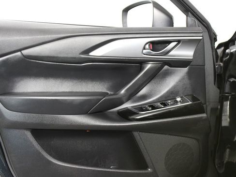 Used 2023 MAZDA CX-9 Touring Plus image 6