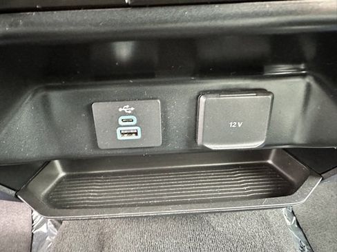 Used 2024 Ford F250 XLT image 17