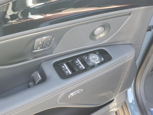 New 2026 Lincoln Nautilus Premier w/ Equipment Group 102A image 9