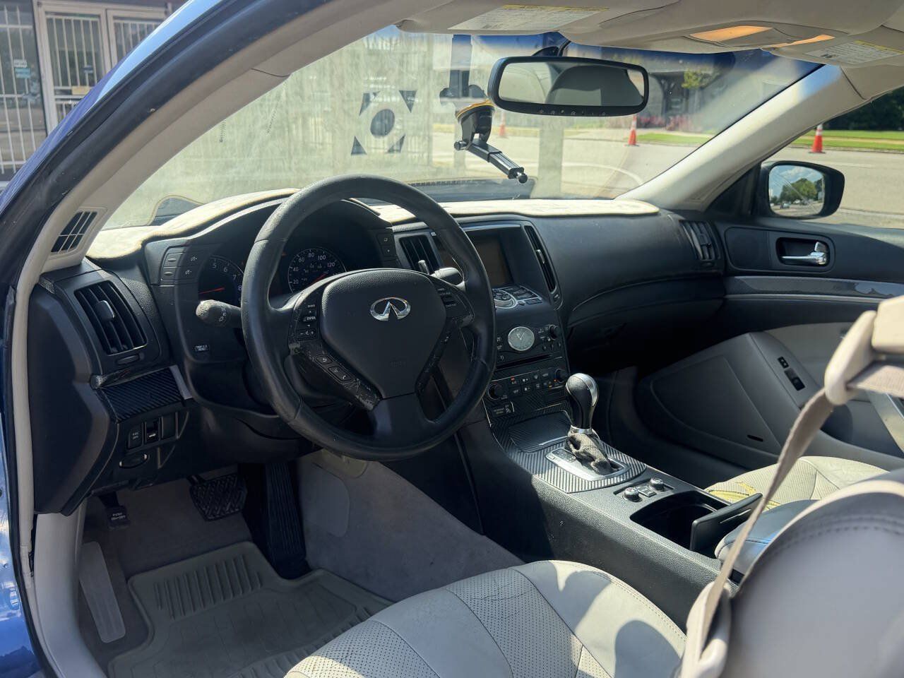 Used 2009 INFINITI G37 x Coupe w/ Premium Pkg AWD/4WD image 12