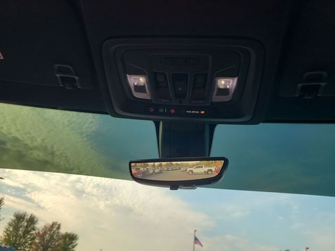 Used 2020 Chevrolet Silverado 2500 High Country image 36