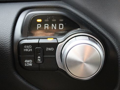 Used 2023 RAM 2500 Laramie w/ Night Edition image 21