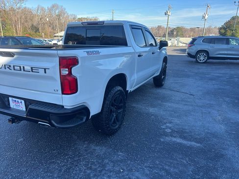 Used 2021 Chevrolet Silverado 1500 LT Trail Boss w/ Convenience Package II image 6