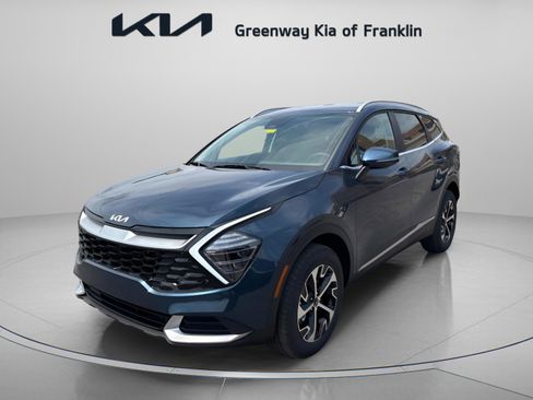 New 2025 Kia Sportage EX image 3