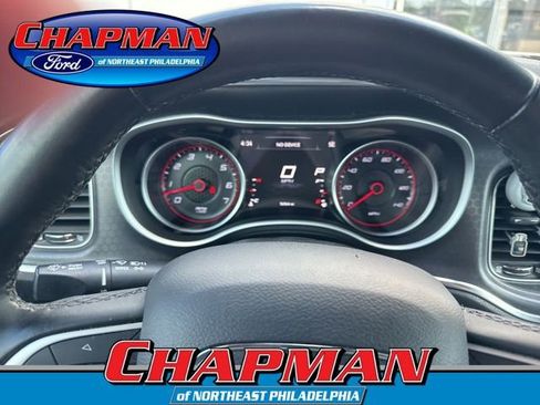 Used 2018 Dodge Charger SXT Plus RWD image 1