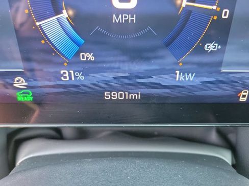 Used 2025 Chevrolet Equinox EV LT FWD image 31
