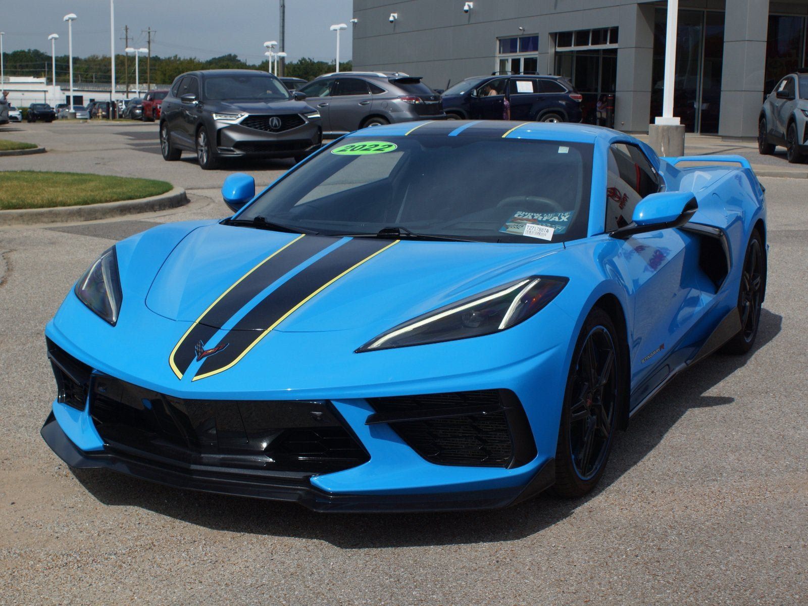 Used 2022 Chevrolet Corvette Stingray Premium Conv w/ Z51 Performance Package RWD image 2