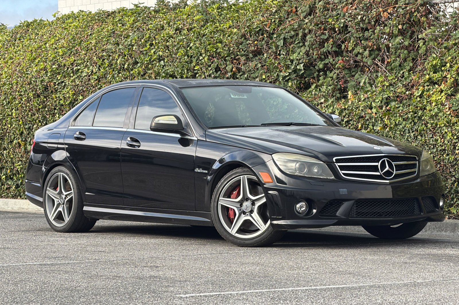 Used 2009 Mercedes-Benz C 63 AMG Sedan image 2