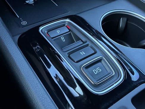 Certified 2025 Honda Pilot Black Edition image 35