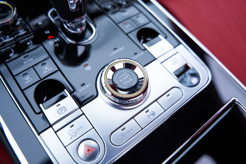 Used 2022 Bentley Flying Spur V8 AWD/4WD image 86