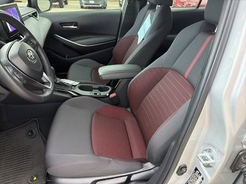 Used 2023 Toyota Corolla SE image 8