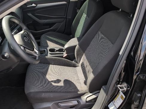 Used 2019 Volkswagen Jetta S w/ Driver Assistance Package FWD image 9