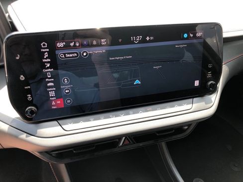 Used 2025 Dodge Charger R/T w/ Sun & Sound Package image 27