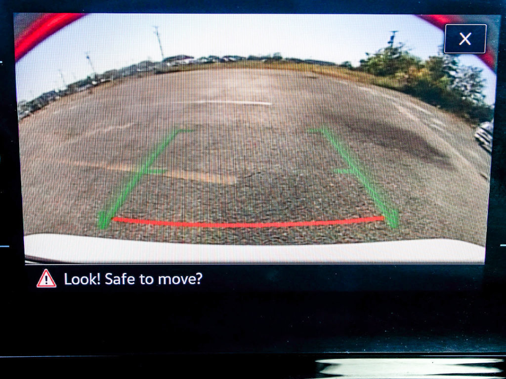 Used 2025 Volkswagen Jetta SEL FWD image 19