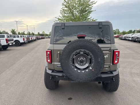 Used 2025 Ford Bronco Outer Banks AWD/4WD image 5