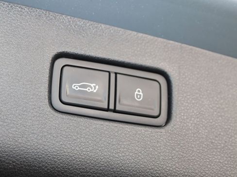 Used 2023 Genesis GV70 2.5T w/ Select Package AWD/4WD image 53