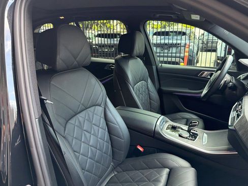 Used 2023 BMW X5 xDrive40i w/ M Sport Package AWD/4WD image 32
