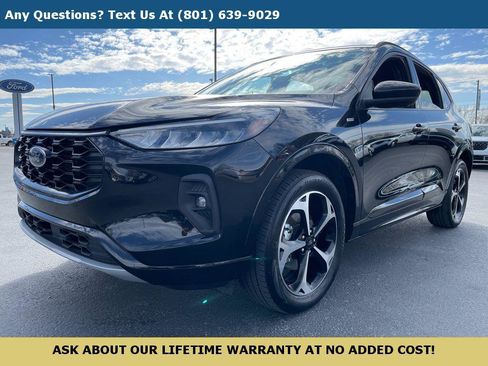 Used 2024 Ford Escape ST-Line Select w/ Tech Pack #2 image 1