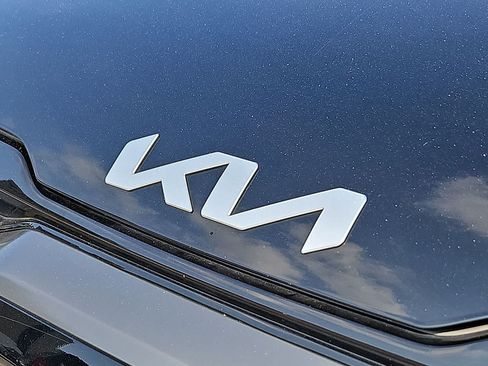 Used 2023 Kia Sportage X-Line w/ X-Line Premium Package AWD/4WD image 37