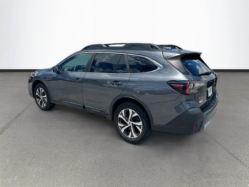 Used 2022 Subaru Outback Limited AWD/4WD image 5