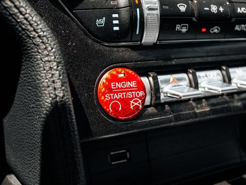 Used 2020 Ford Mustang GT Premium RWD image 28