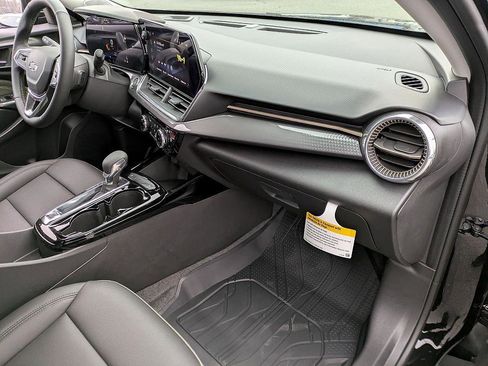 New 2026 Chevrolet Trax ACTIV w/ Driver Confidence Package image 32