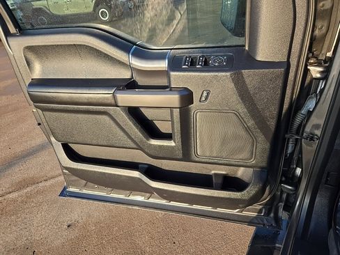 Used 2016 Ford F150 XLT w/ Equipment Group 302A Luxury image 13