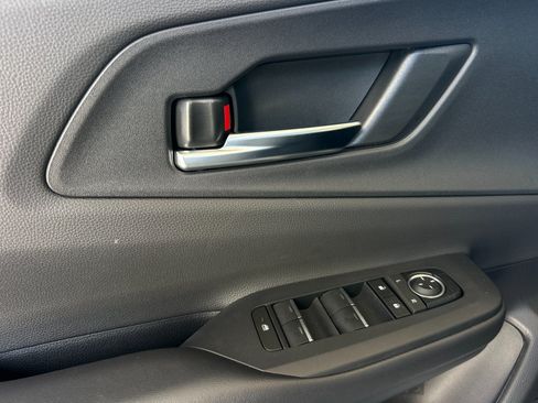 New 2026 Toyota Prius Plug-In Hybrid FWD image 11