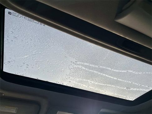 Used 2019 GMC Yukon SLT w/ Open Road Package image 17