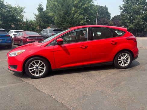 Used 2016 Ford Focus SE FWD image 11