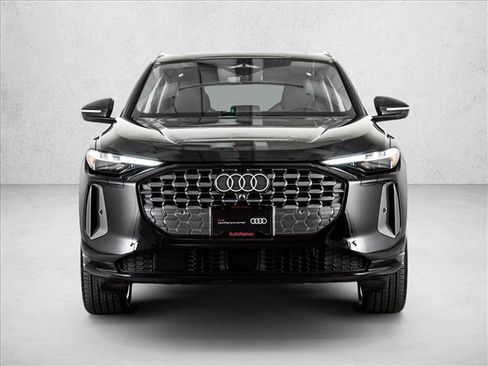 Certified 2025 Audi Q5 Premium Plus w/ Premium Plus AWD/4WD image 2