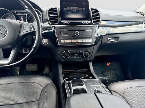 Used 2018 Mercedes-Benz GLS 550 4MATIC w/ Driver Assistance Package image 19
