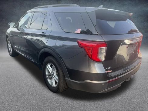 Used 2020 Ford Explorer XLT w/ Equipment Group 202A RWD image 3