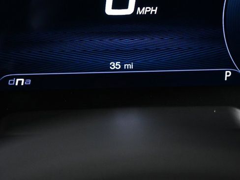 New 2025 Alfa Romeo Stelvio Sprint image 13