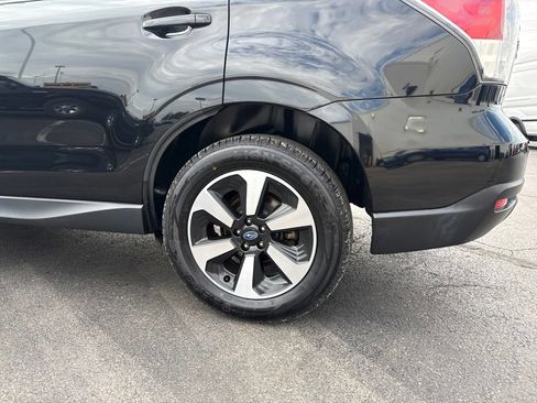 Used 2017 Subaru Forester 2.5i Premium AWD/4WD image 43